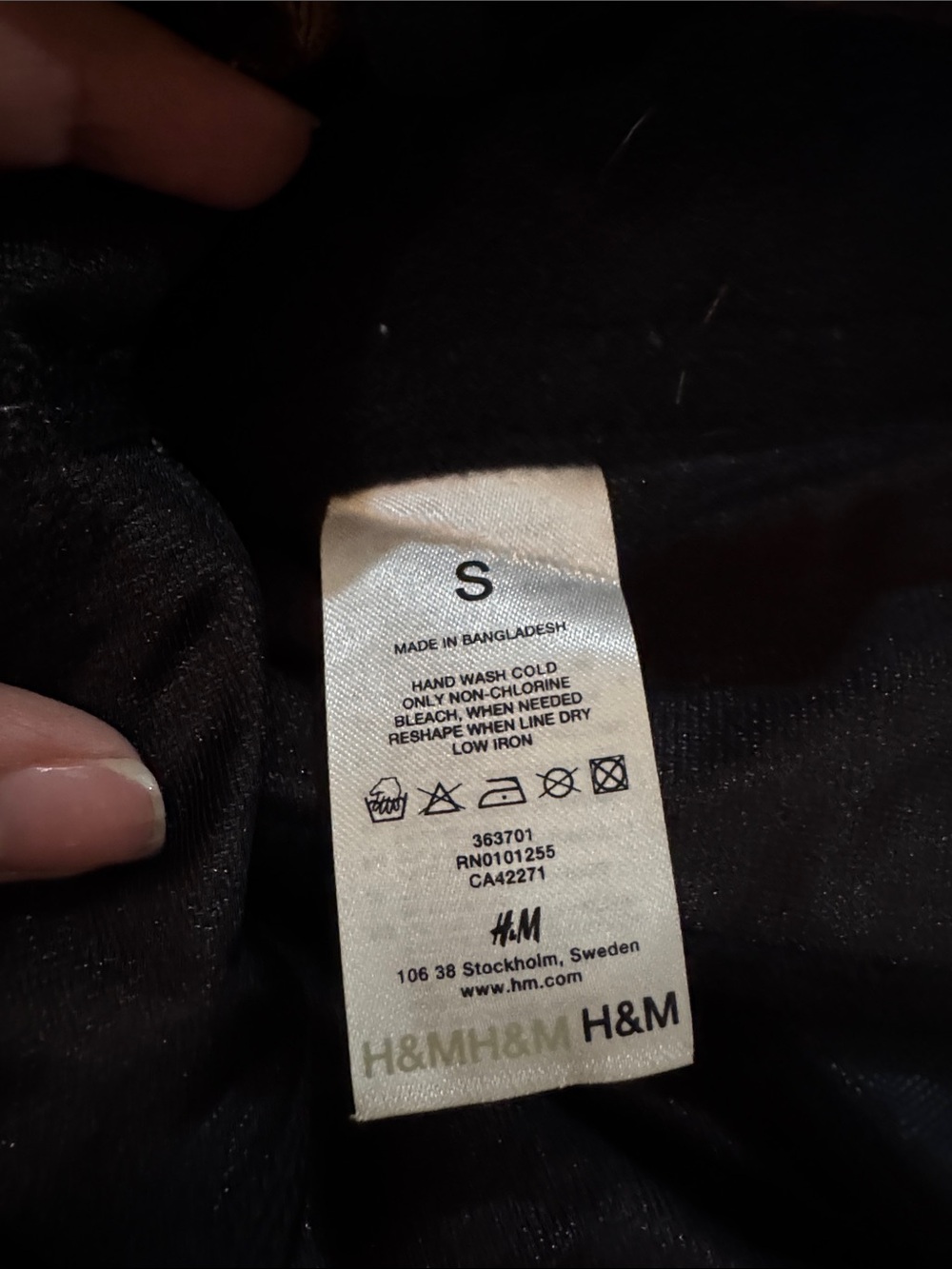H&M Floral Satin Bustier Camisole in Cream, Pink and Black - Picture 6 of 6